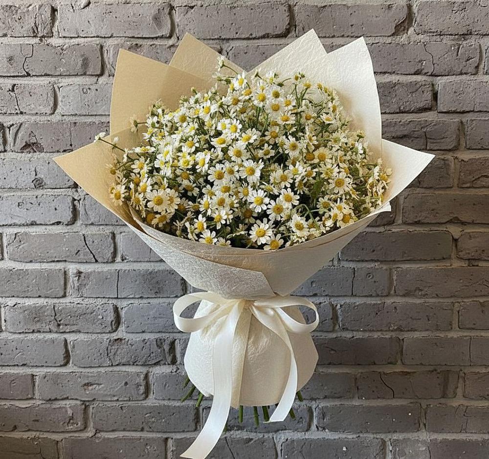 Букет цветов из: Ромашки в Синих Липягах