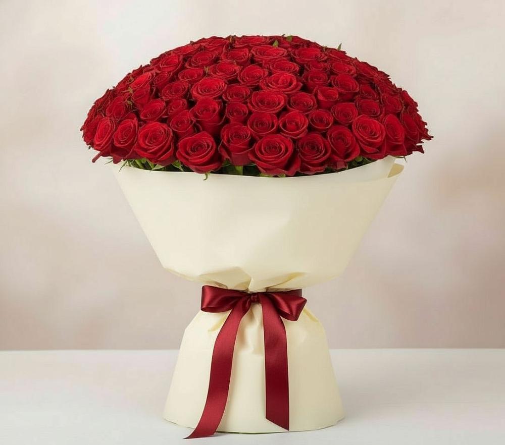 Букет 101 Красная роза Милано в Синих Липягах