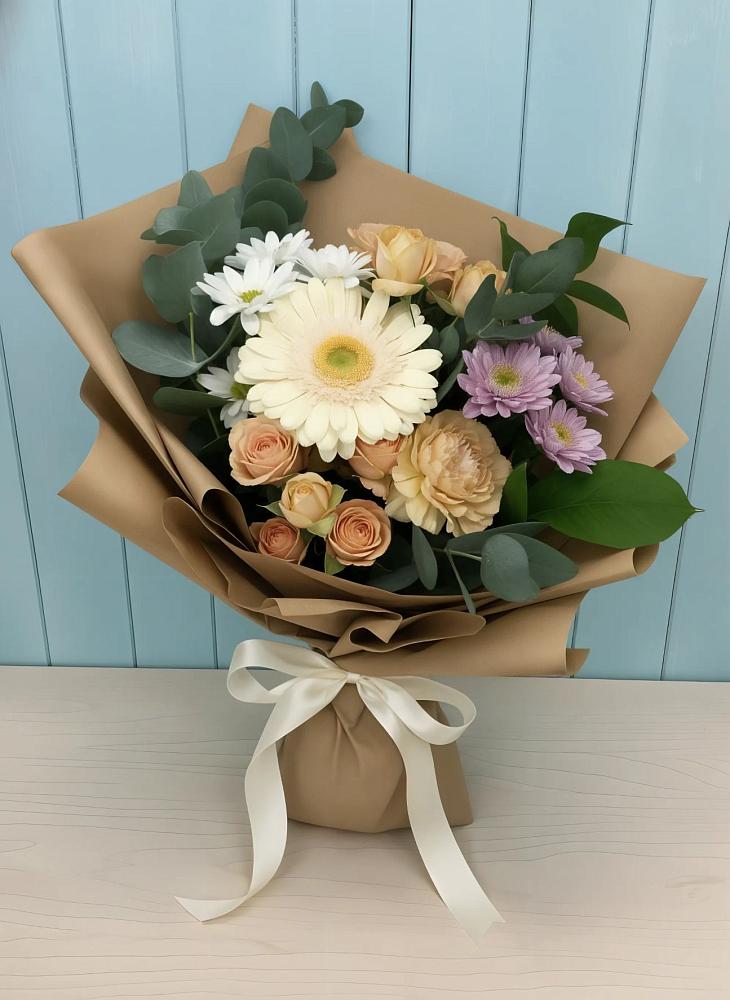 Букет цветов из: Герберы и Хризантемы в Синих Липягах