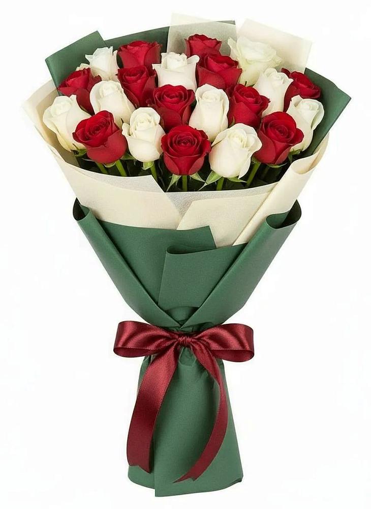 Букет Микс из красных и белых роз в Синих Липягах