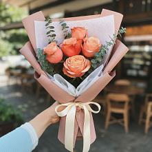 Букет цветов из:  Розы #REPLACE_PRED# Синих Липягах