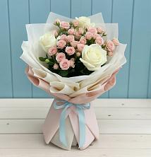 Букет цветов из:  Розы в Синих Липягах