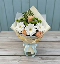 Букет цветов из:  Герберы, Розы и Хризантемы #REPLACE_PRED# Синих Липягах