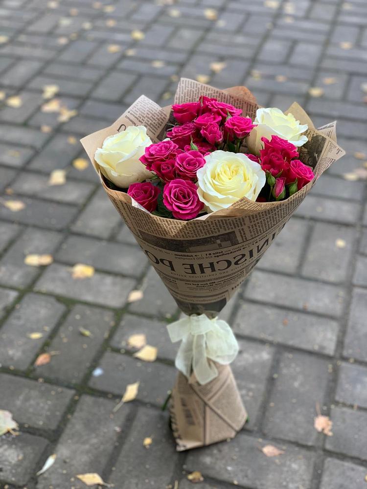 Букет цветов из: Розы в Синих Липягах