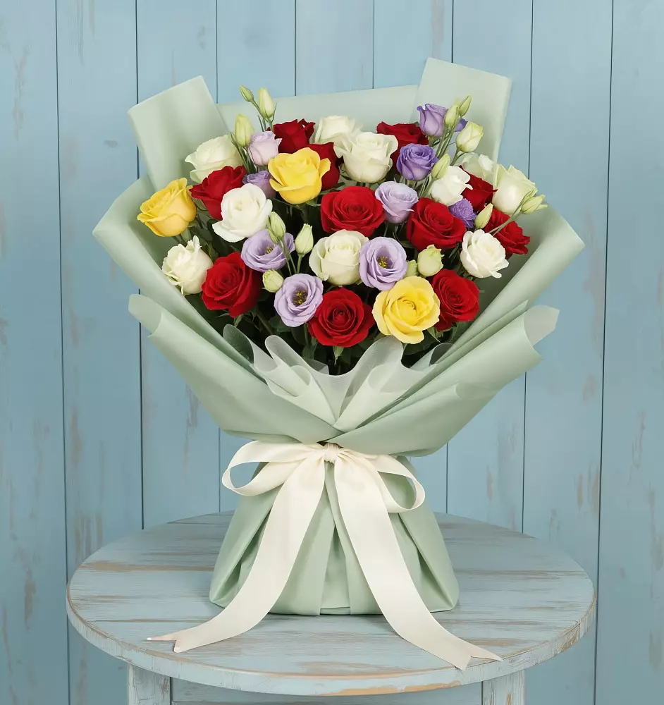 Букет цветов из: Розы в Синих Липягах