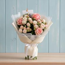 Букет цветов из:  Розы в Синих Липягах