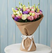 Букет цветов из:  Лизиантусы в Синих Липягах