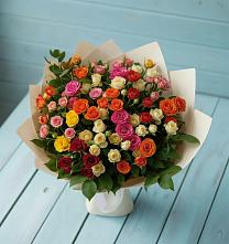 Букет Микс из разноцветных кустовых роз в Синих Липягах