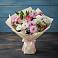 Букет цветов из: Хризантемы, Альстромерии и Розы в Синих Липягах
